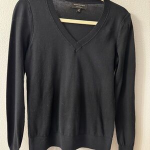 Banana Republic Black V-Neck Women's Sweater